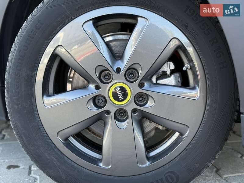 Хэтчбек MINI Cooper 2022 в Хмельницком