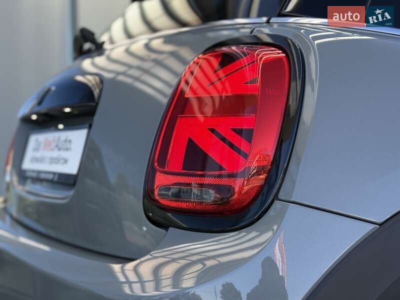 Хэтчбек MINI Cooper 2022 в Хмельницком