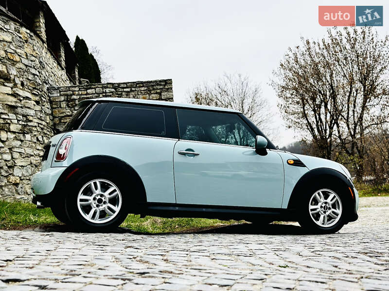 Хэтчбек MINI Cooper 2013 в Каменец-Подольском