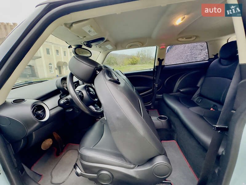 Хэтчбек MINI Cooper 2013 в Каменец-Подольском