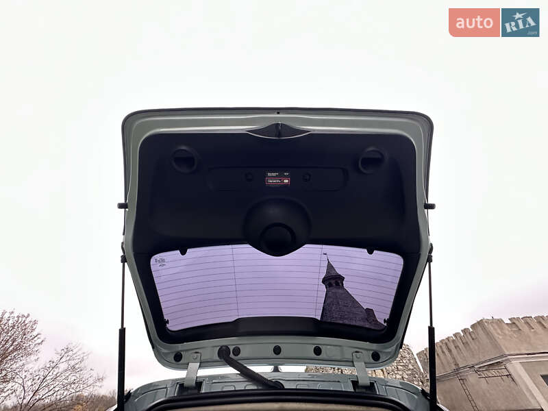 Хэтчбек MINI Cooper 2013 в Каменец-Подольском