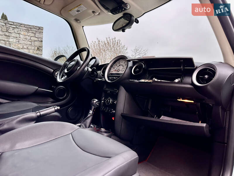 Хэтчбек MINI Cooper 2013 в Каменец-Подольском