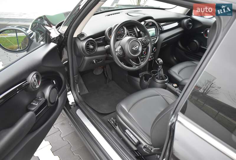 Хетчбек MINI Cooper 2018 в Києві