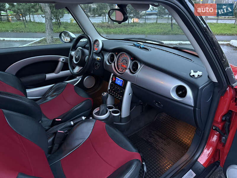 Хетчбек MINI Cooper 2005 в Одесі фото 30 Хетчбек MINI Cooper 2005 в Одесі