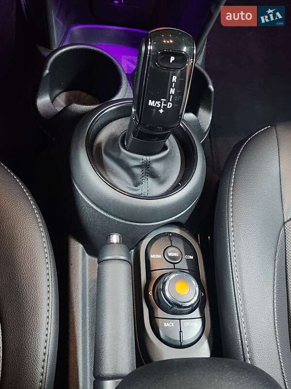 Хетчбек MINI Cooper 2019 в Києві фото 31 Хетчбек MINI Cooper 2019 в Києві