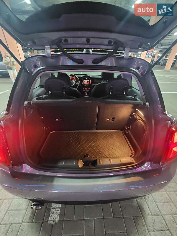 Хетчбек MINI Cooper 2019 в Києві фото 43 Хетчбек MINI Cooper 2019 в Києві