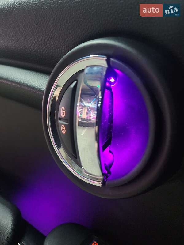 Хетчбек MINI Cooper 2019 в Києві фото 32 Хетчбек MINI Cooper 2019 в Києві