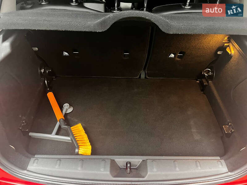 Хэтчбек MINI Cooper 2016 в Киеве фото 33 Хэтчбек MINI Cooper 2016 в Киеве