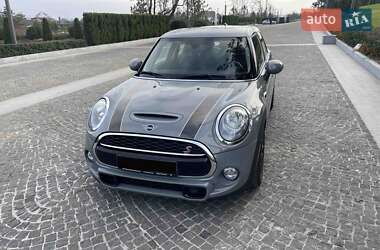 Хэтчбек MINI Cooper 2018 в Днепре