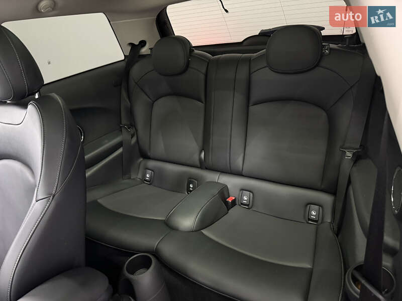 Хэтчбек MINI Cooper 2016 в Одессе фото 28 Хэтчбек MINI Cooper 2016 в Одессе