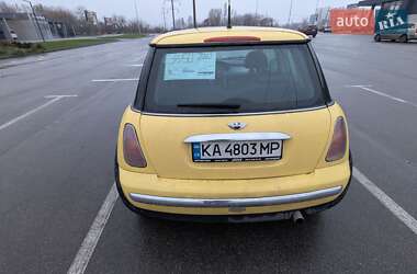 Хэтчбек MINI Cooper 2002 в Буче