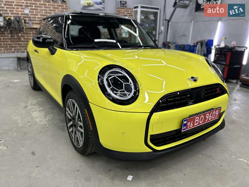 Хэтчбек MINI Cooper 2024 в Львове фото 5 Хэтчбек MINI Cooper 2024 в Львове