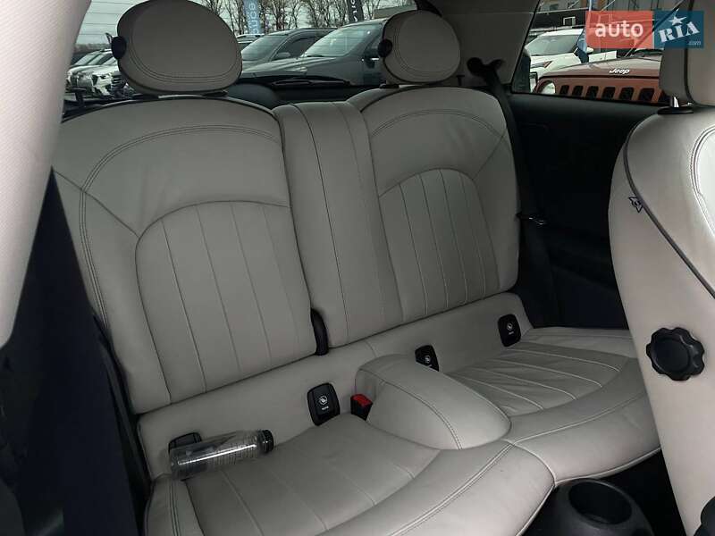 Хэтчбек MINI Cooper 2014 в Киеве