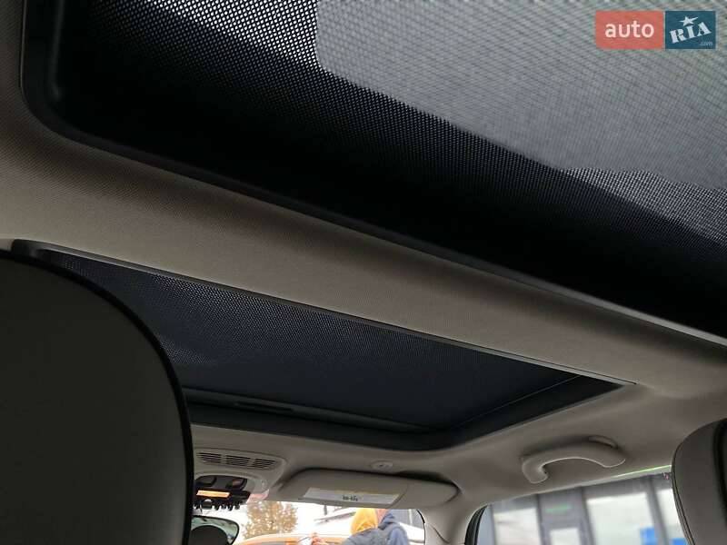 Хэтчбек MINI Cooper 2014 в Киеве