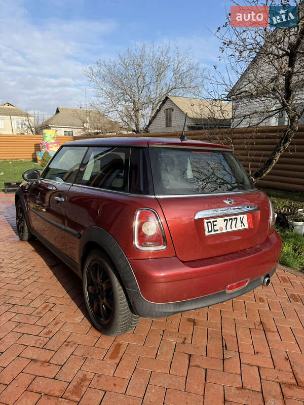Хэтчбек MINI Cooper 2008 в Гайвороне фото 5 Хэтчбек MINI Cooper 2008 в Гайвороне