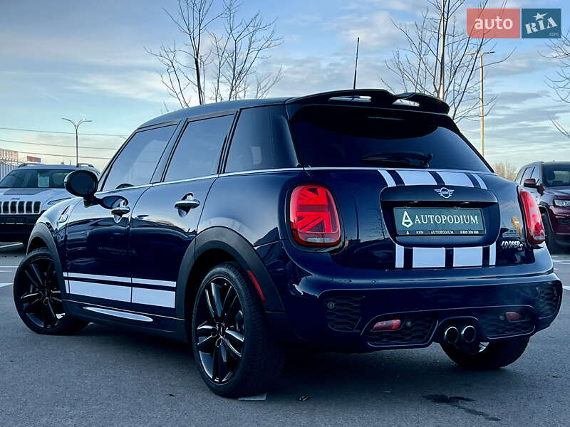 Хэтчбек MINI Cooper 2018 в Киеве фото 15 Хэтчбек MINI Cooper 2018 в Киеве