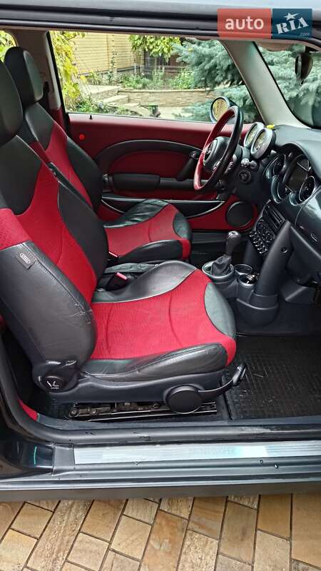 Хэтчбек MINI Cooper 2003 в Харькове фото 17 Хэтчбек MINI Cooper 2003 в Харькове