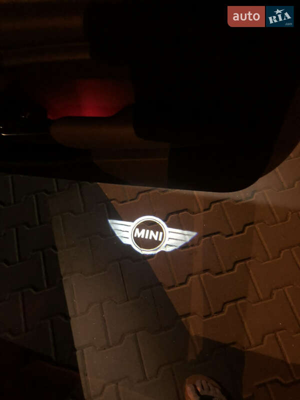 Хэтчбек MINI Cooper 2016 в Киеве