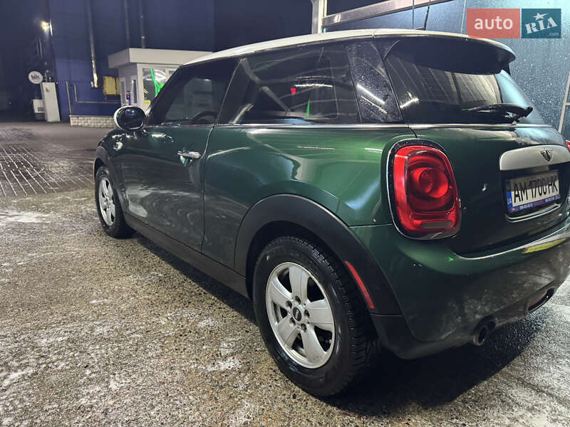 Хэтчбек MINI Cooper 2014 в Киеве фото 4 Хэтчбек MINI Cooper 2014 в Киеве