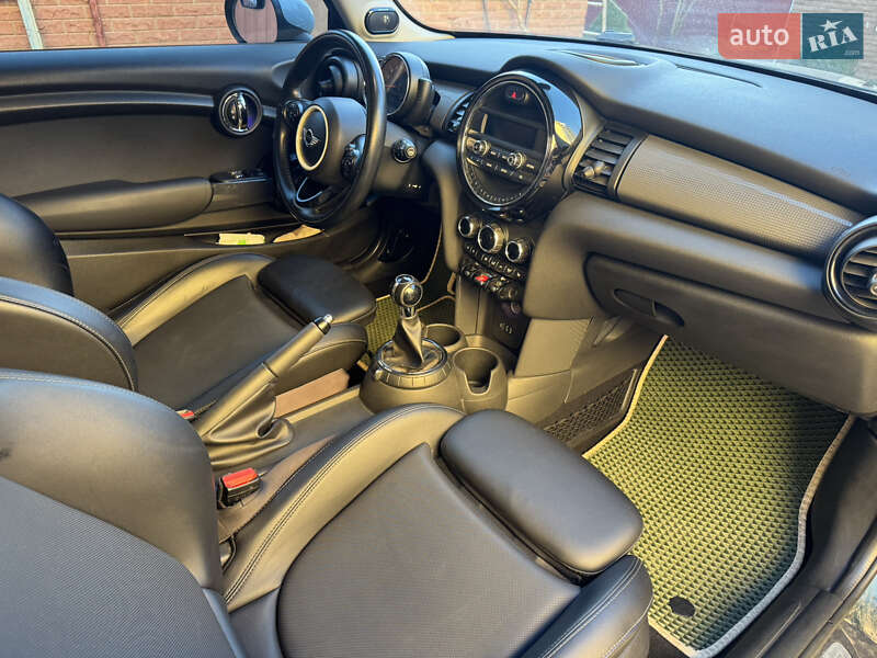 Хэтчбек MINI Cooper 2014 в Киеве фото 13 Хэтчбек MINI Cooper 2014 в Киеве