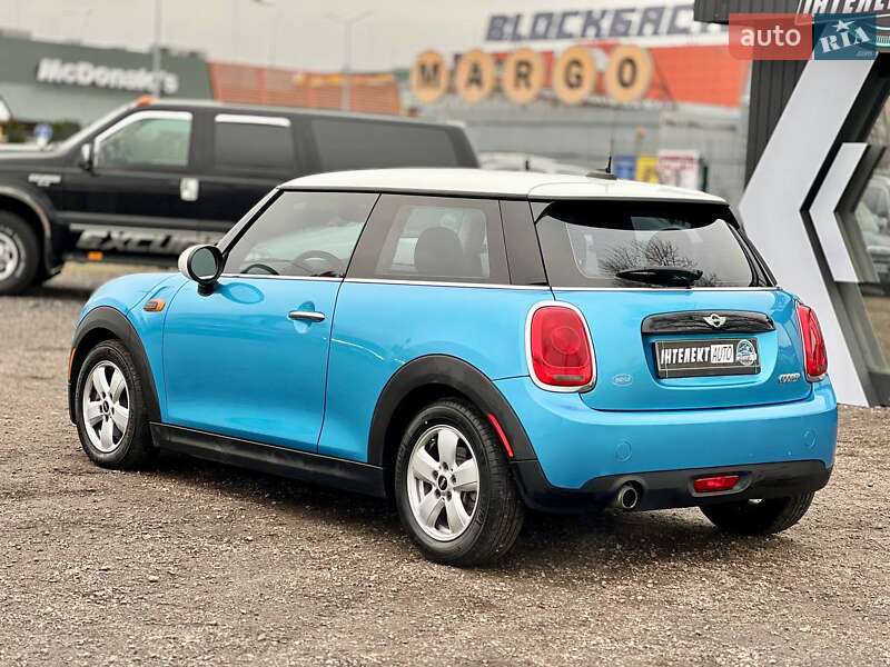 Хэтчбек MINI Cooper 2016 в Киеве