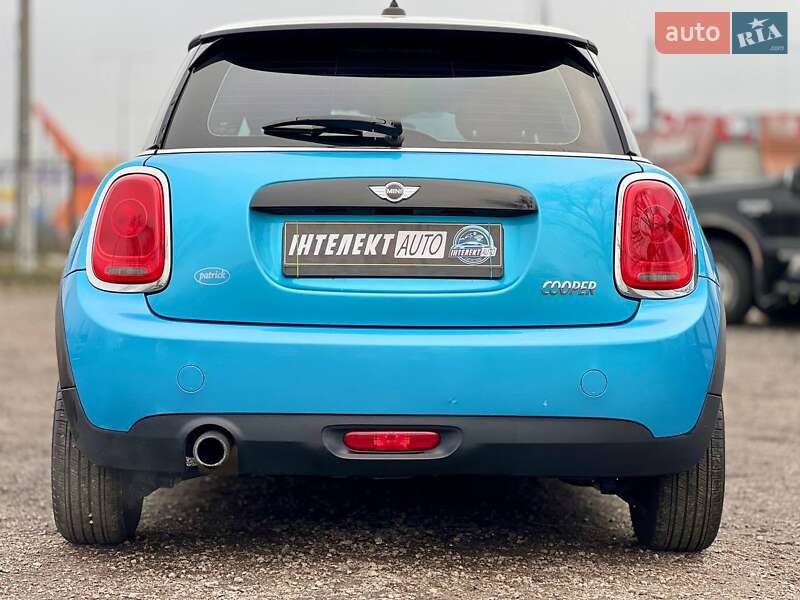 Хэтчбек MINI Cooper 2016 в Киеве