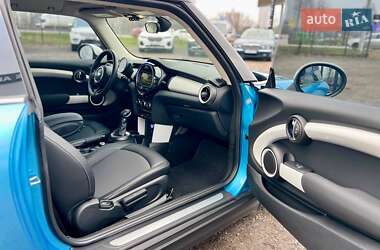 Хетчбек MINI Cooper 2016 в Києві