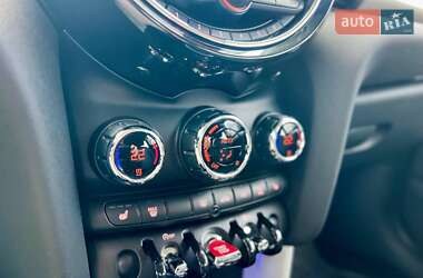 Хетчбек MINI Cooper 2016 в Києві