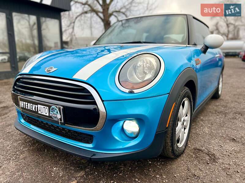 Хэтчбек MINI Cooper 2016 в Киеве