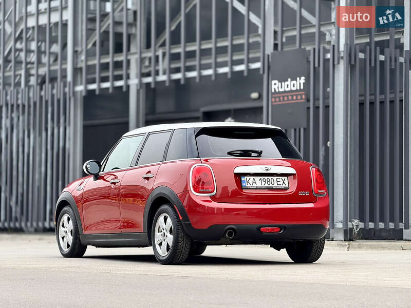 Хэтчбек MINI Cooper 2014 в Киеве
