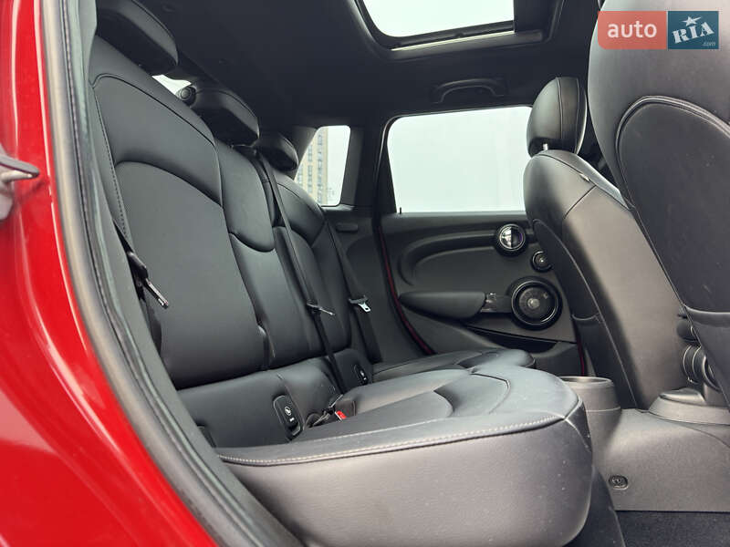 Хэтчбек MINI Cooper 2014 в Киеве