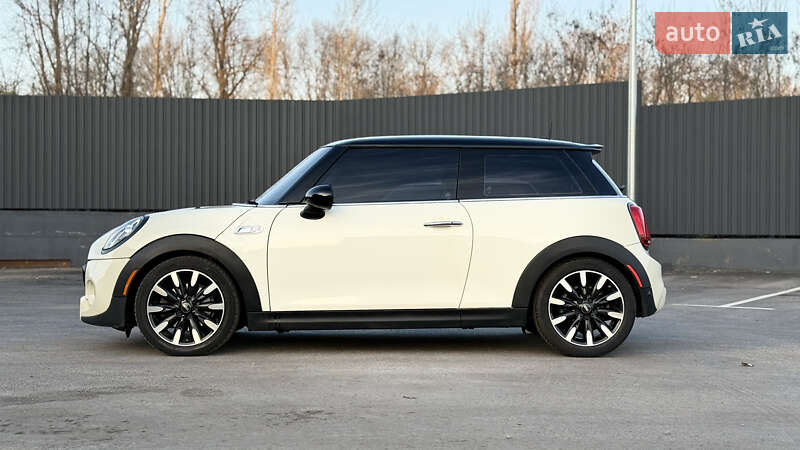Хэтчбек MINI Cooper 2019 в Житомире фото 5 Хэтчбек MINI Cooper 2019 в Житомире