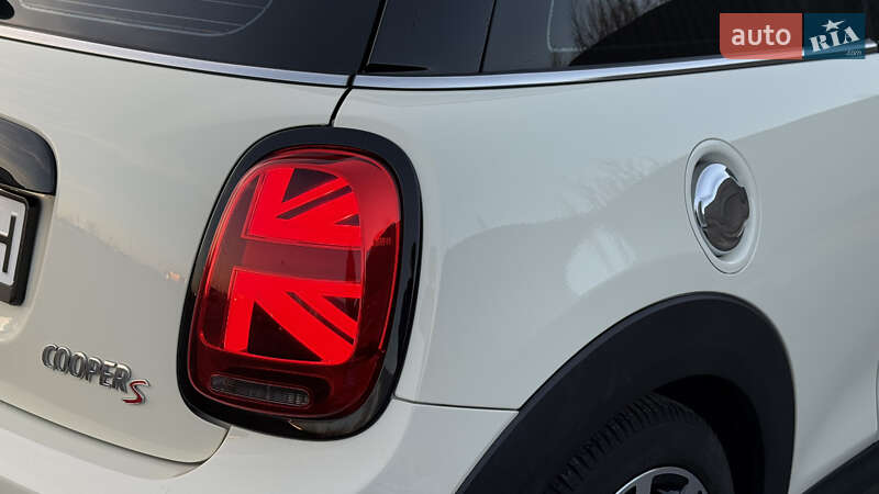 Хэтчбек MINI Cooper 2019 в Житомире фото 19 Хэтчбек MINI Cooper 2019 в Житомире