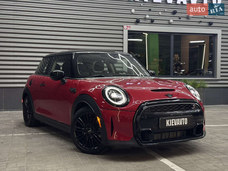 Хэтчбек MINI Cooper 2023 в Киеве