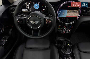 Хэтчбек MINI Cooper 2023 в Киеве