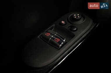 Хэтчбек MINI Cooper 2023 в Киеве