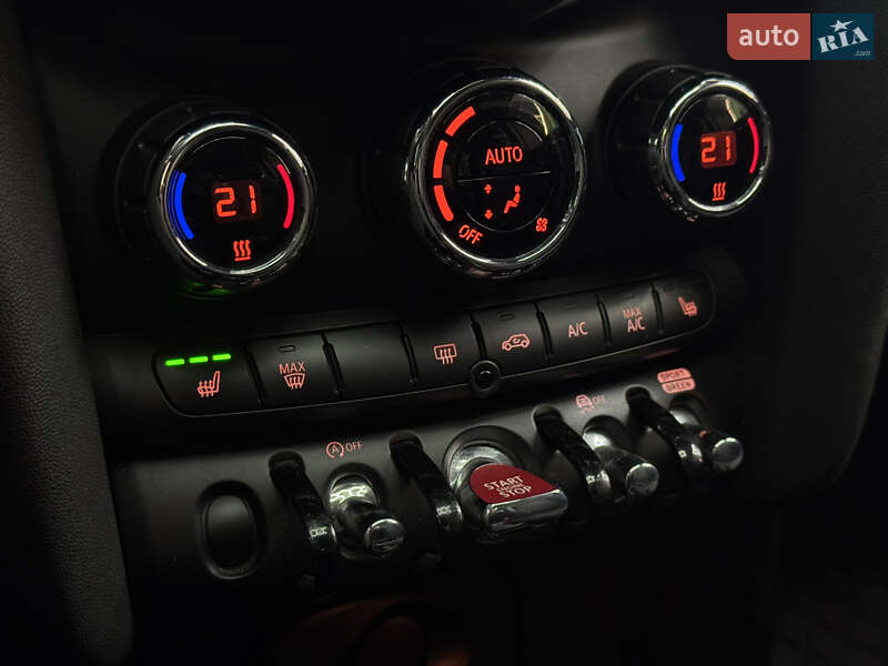 Хэтчбек MINI Cooper 2023 в Киеве