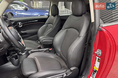 Хэтчбек MINI Cooper 2023 в Киеве