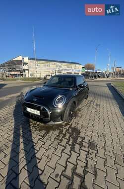 Хэтчбек MINI Cooper 2022 в Хмельницком