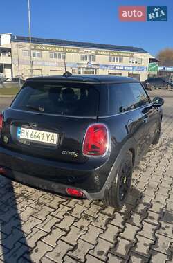 Хэтчбек MINI Cooper 2022 в Хмельницком