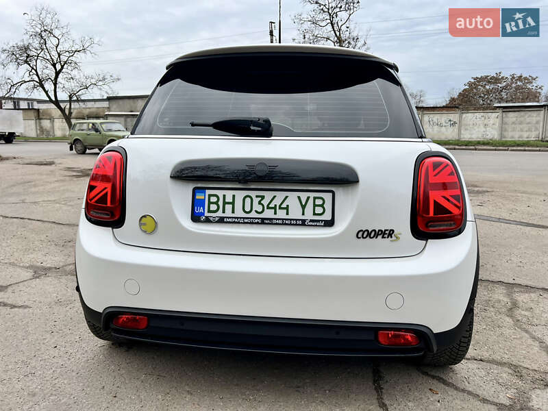 Хетчбек MINI Cooper 2023 в Одесі