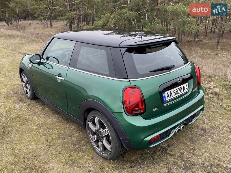 Хэтчбек MINI Cooper 2019 в Киеве