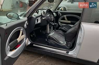 Хэтчбек MINI Cooper 2002 в Киеве