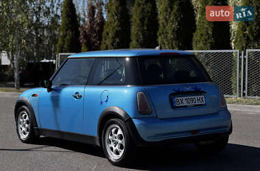 Хетчбек MINI Cooper 2004 в Смілі