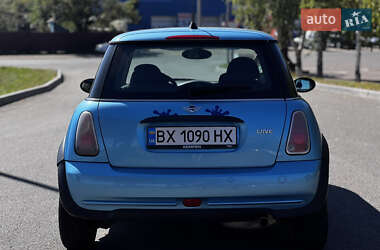 Хетчбек MINI Cooper 2004 в Смілі