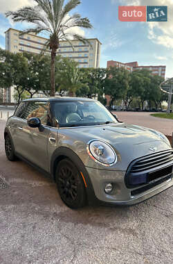 Хэтчбек MINI Cooper 2014 в Киеве