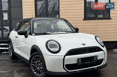 Хэтчбек MINI Cooper 2024 в Киеве