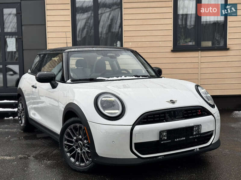 2025 Mini Hardtop, VIN WMW23GD08S2W21848:plate — фото 1 (autoria)