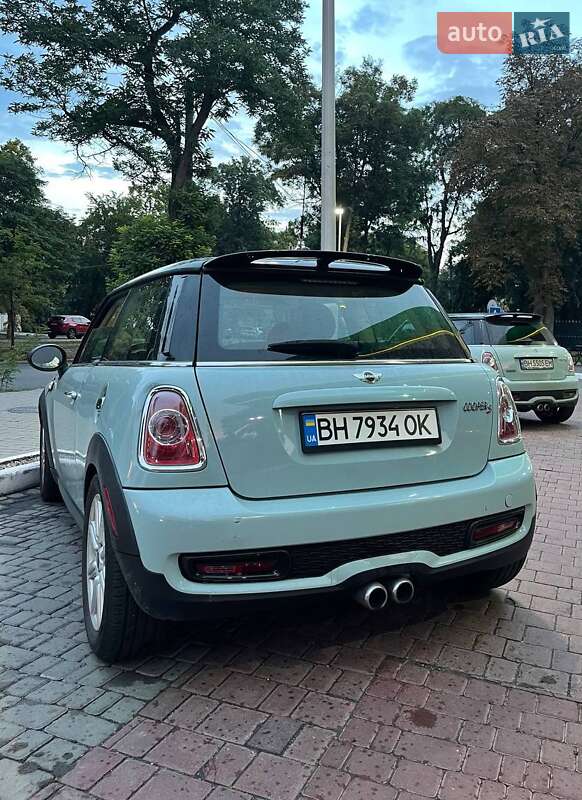 Хэтчбек MINI Cooper 2013 в Одессе