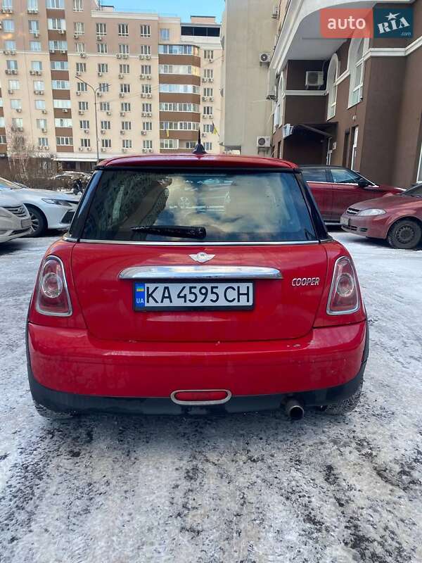 Хэтчбек MINI Cooper 2012 в Киеве